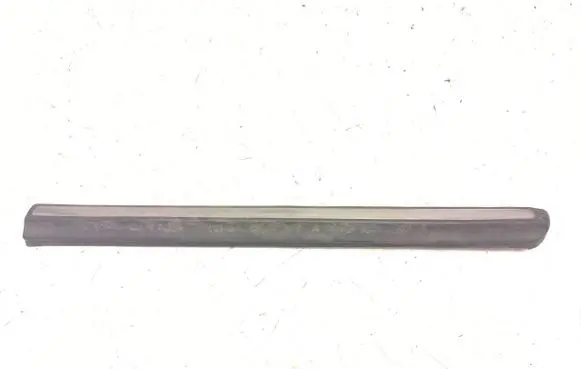 Mercedes-Benz W123 Rear fender molding trim 