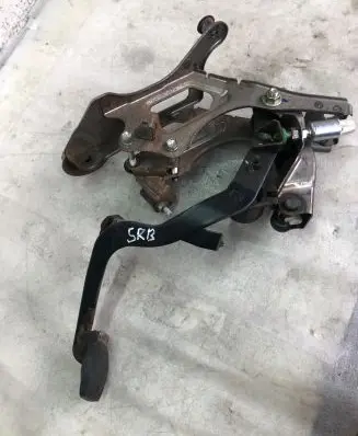 Lexus IS 220D-250-350 Clutch pedal 3232112040