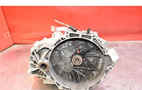 Manual 6 speed gearbox
