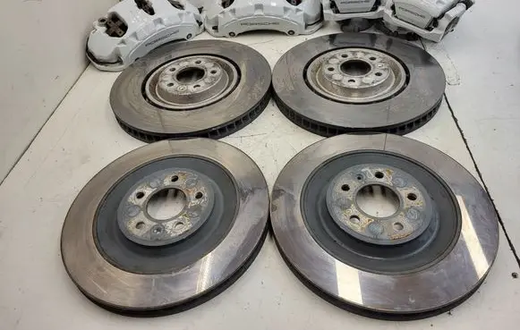 Porsche Macan (95B) Brake discs and calipers set 7PP615123C 95B615406S 95B615601J