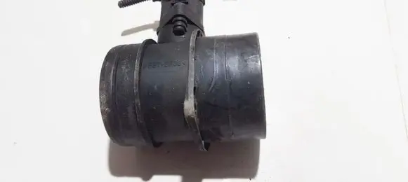 Volkswagen Golf V Mass air flow meter 074906461B 0281002461