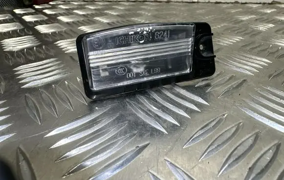 Nissan X-Trail T32 Number plate light 6241