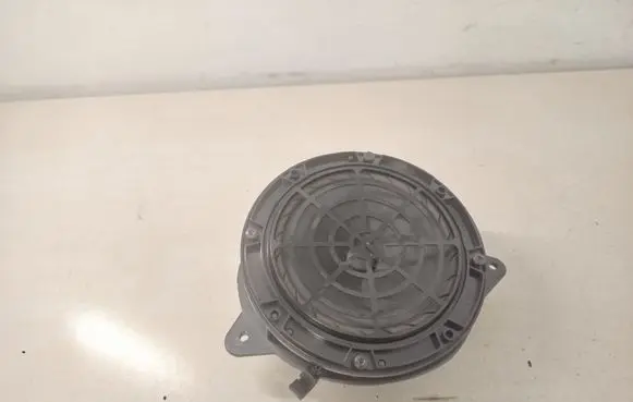 Peugeot 5008 Front door speaker 9688507080 9665245180