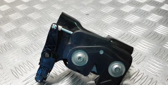 Mercedes-Benz E W212 Seat back rest lock catch A2129200276
