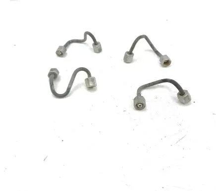 Volkswagen Caddy Fuel injector supply line/pipe 
