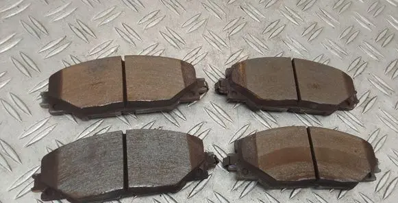 Toyota Auris E180 Brake pads (front) 