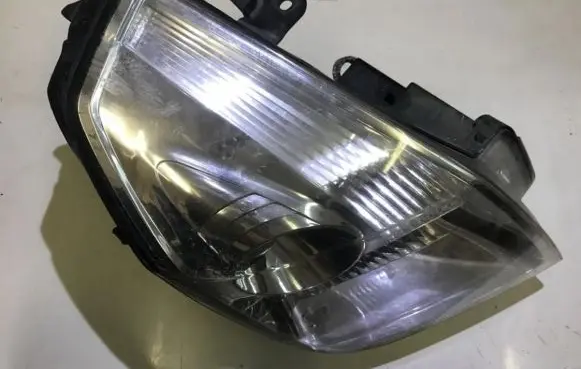 Renault Vel Satis Headlight/headlamp 8200014358e h198hr-de