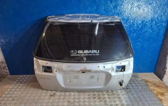 Subaru Outback Tailgate/trunk/boot lid