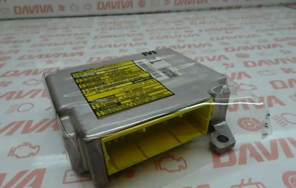 Lexus IS 220D-250-350 Airbag control unit/module 89170-30440 152300-8542