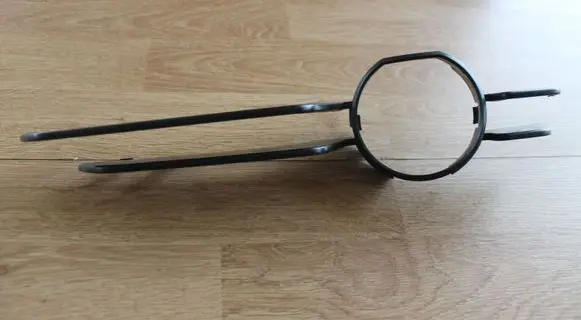 BMW 3 E46 Front fog light trim/grill 8225591