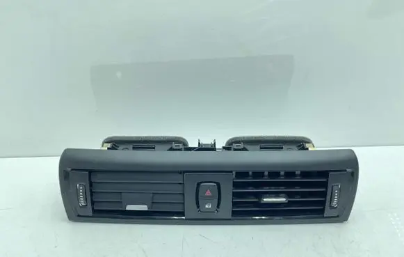 BMW 3 GT F34 Dash center air vent grill 9205357 507891