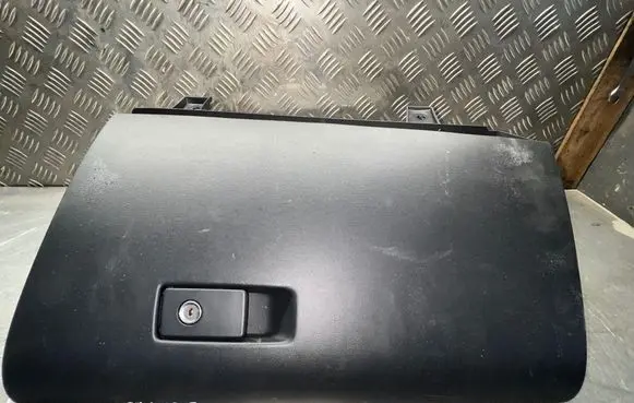 Volvo S60 Glove box 31393674