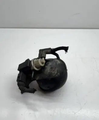 Volkswagen PASSAT B5.5 Vacuum air tank 