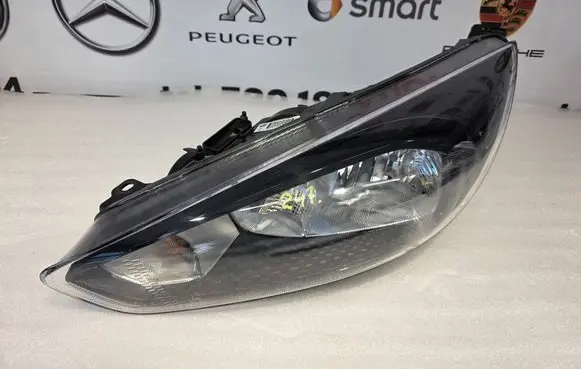 Ford Focus Headlight/headlamp F1EB13W030ED