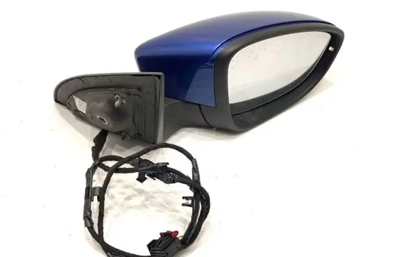 Volkswagen Scirocco Front door electric wing mirror 