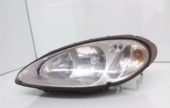 Chrysler PT Cruiser Headlight/headlamp