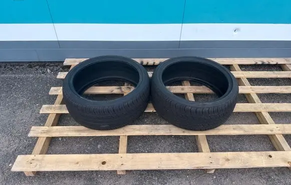 Chevrolet Corvette C7 R19 summer tire
