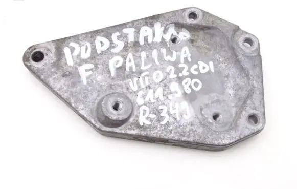 Mercedes-Benz Vito Viano W638 Fuel filter bracket/mount holder 6110981739
