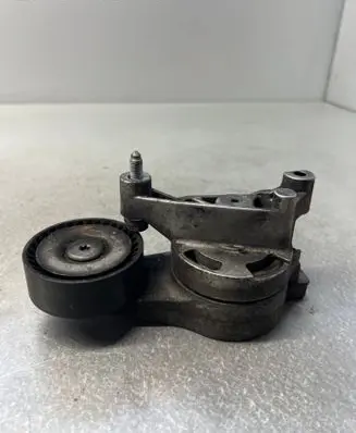 Audi A3 S3 8P Generator/alternator belt tensioner 030903315
