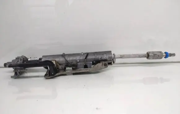BMW 1 E81 E87 Steering wheel axle 6786899 32306786899 08B143211869G