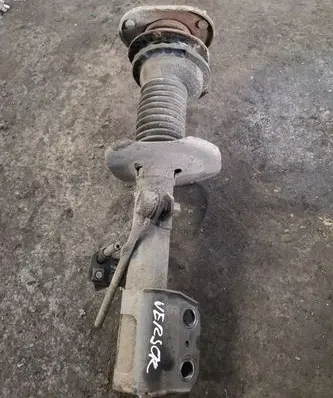 Toyota Corolla Verso AR10 Front shock absorber/damper