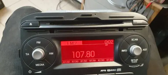 KIA Picanto Radio/CD/DVD/GPS head unit 961701Y201MB2 AM100TAEE