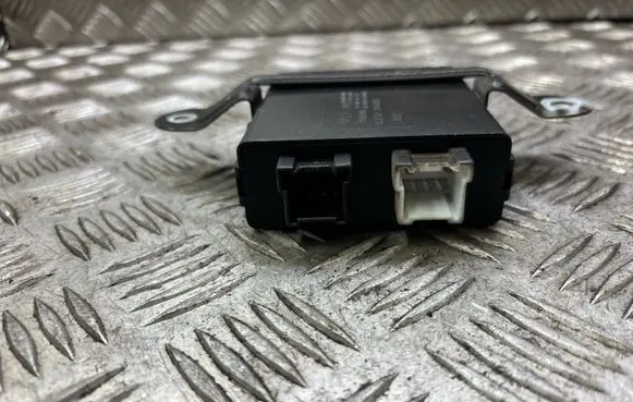 Hyundai Santa Fe Window wiper relay 139103010