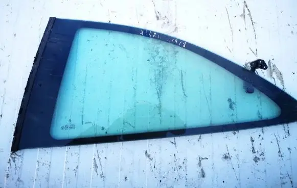 Citroen Xsara Rear side window