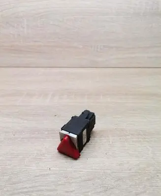 Skoda Fabia Mk1 (6Y) Hazard light switch 6Y0953235