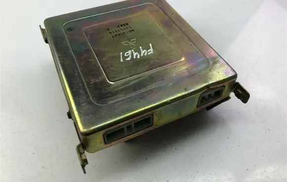Mitsubishi Space Wagon Other control units/modules MD131667 F4461