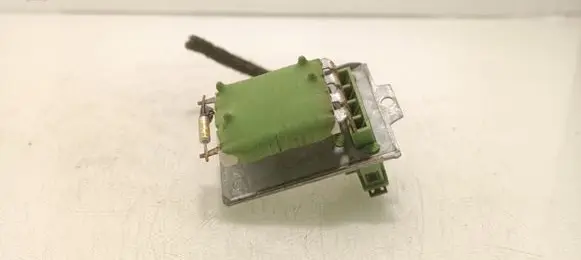 Heater blower motor/fan resistor