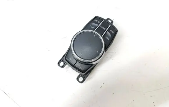 BMW X3 F25 Multifunctional control switch/knob 6829082 901600680011 19226310