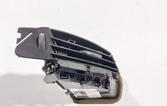 Opel Astra J Dash center air vent grill 522040591 13271841