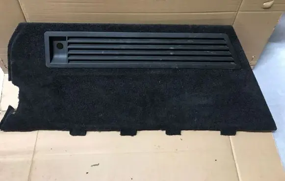 Trunk/boot lower side trim panel