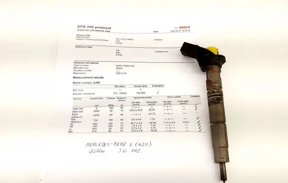 Mercedes-Benz E A207 Fuel injector A642070 KB5CFHB