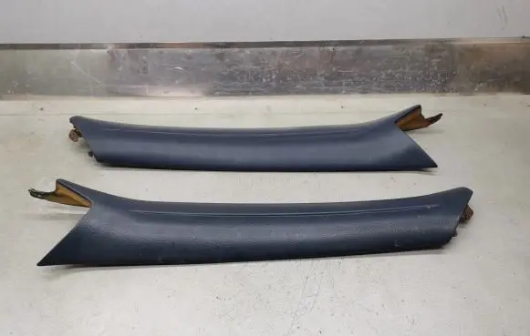 Mercedes-Benz S W116 (A) pillar trim
