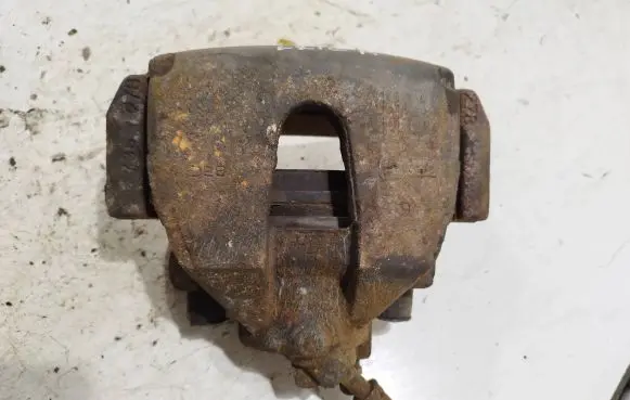 Volvo C30 Front brake caliper