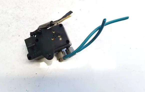 Mercedes-Benz C W202 Turbo solenoid valve 2028000578