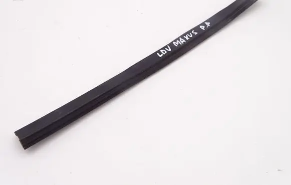 LDV Maxus Door glass rail LDV_MAXUS_04-09_PROWADNICA_SZYBY_PRAWY_PRZÓD