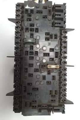 Mercedes-Benz V Class W447 Fuse box set A2469067100