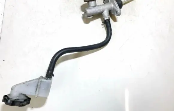 Chevrolet Captiva Clutch master cylinder