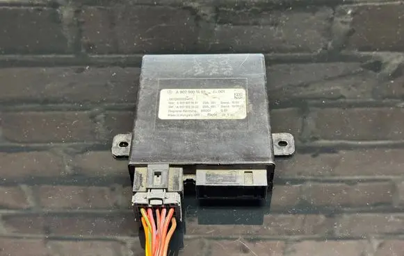 Mercedes-Benz Sprinter W907 W910 Blind spot module A9079001403 A9079023302 A9079017601