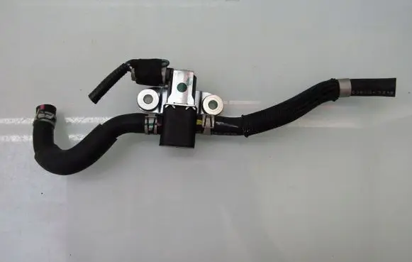 Nissan X-Trail T33 Valve vacuum K5T45872 XTRAIL