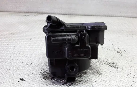 Ford Focus C-MAX Fuel filter 9305108C