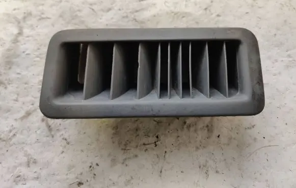 Volkswagen Transporter - Caravelle T4 Dash center air vent grill 701819071