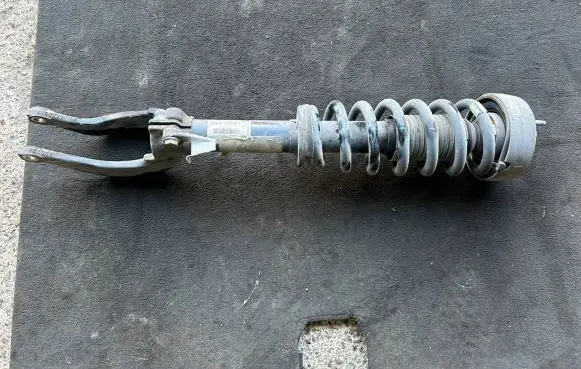 BMW X6 E71 Front shock absorber with coil spring 6792970 14941510