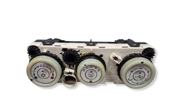 Mitsubishi Colt Climate control unit 