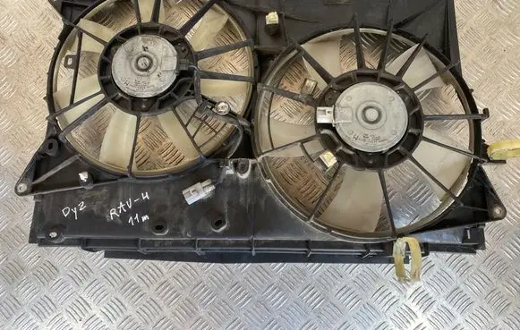 Toyota RAV 4 (XA30) Electric radiator cooling fan 4227505610