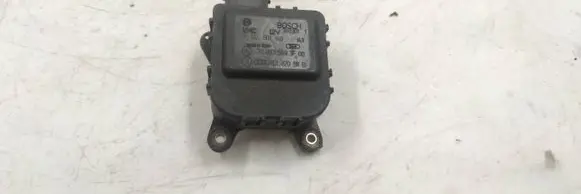 Audi A4 S4 B5 8D Air flap motor/actuator 0132801146 700035693F00 0132801149