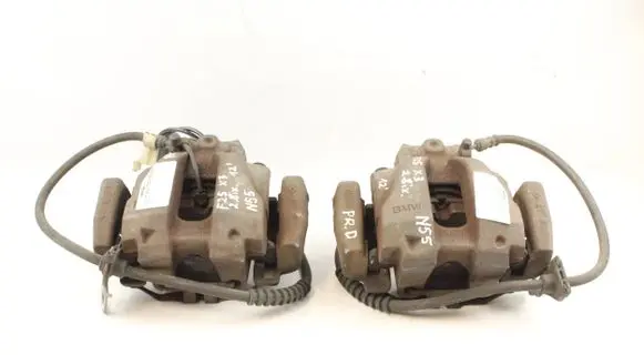 BMW X3 F25 Front brake caliper 6790921 34106790921 6790922